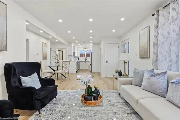 98 Wise Crescent, Hamilton, ON L8T 2L8