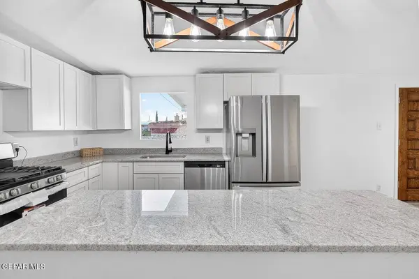 10105 Saigon DR, El Paso, TX 79925