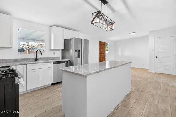 10105 Saigon DR, El Paso, TX 79925