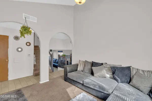 1772 Gregory Jarvis DR, El Paso, TX 79936