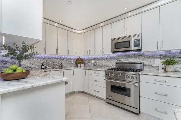 2805 Ocean Pkwy #8A, Brooklyn, NY 11235-7863
