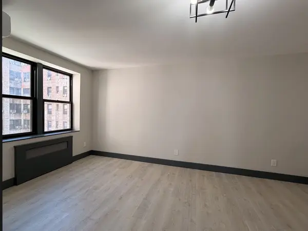 14 Cass Pl #3A, Brooklyn, NY 11235-4706
