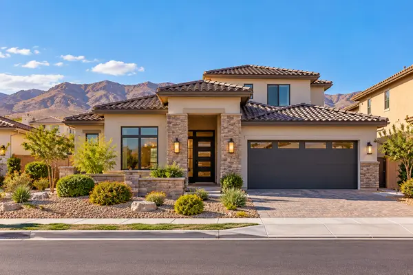 Modern Desert Home with Mountain Views