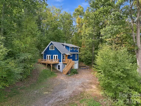 15 Shytle LN, Fletcher, NC 28732