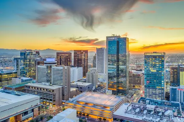 Should You Sell or Rent Out Your Phoenix Area Home? 6 Questions to Ask First