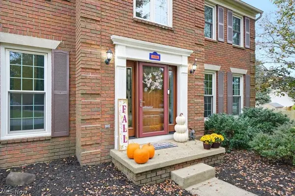 9020 Humberside AVE NW, North Canton, OH 44720