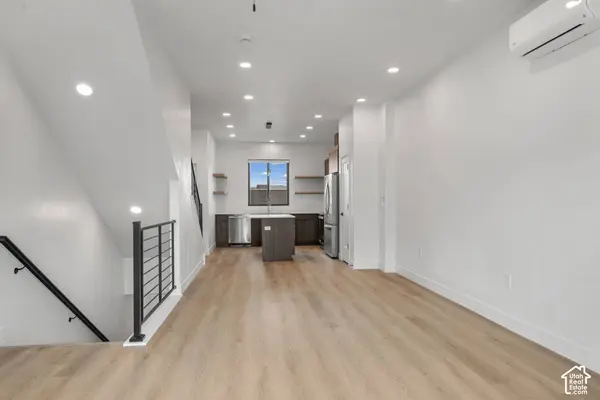 44 W IKO AVE #S-144, Millcreek, UT 84107