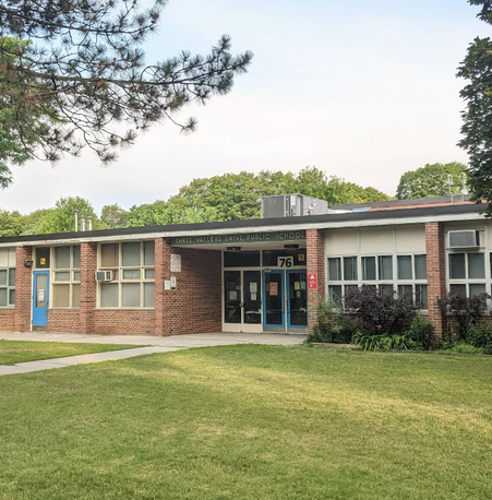 Don Mills neighbourhood streets and community