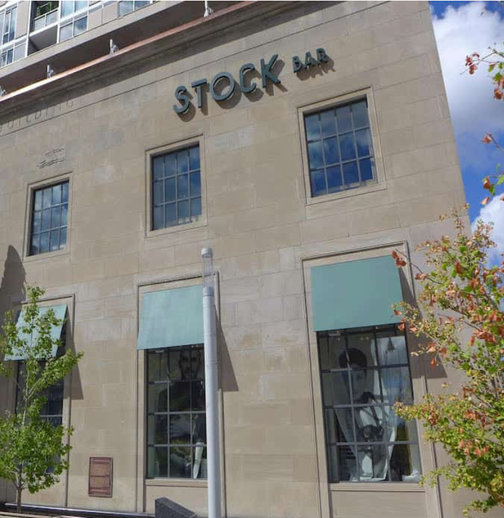 Yonge and Eglinton Toronto restaurants and street life