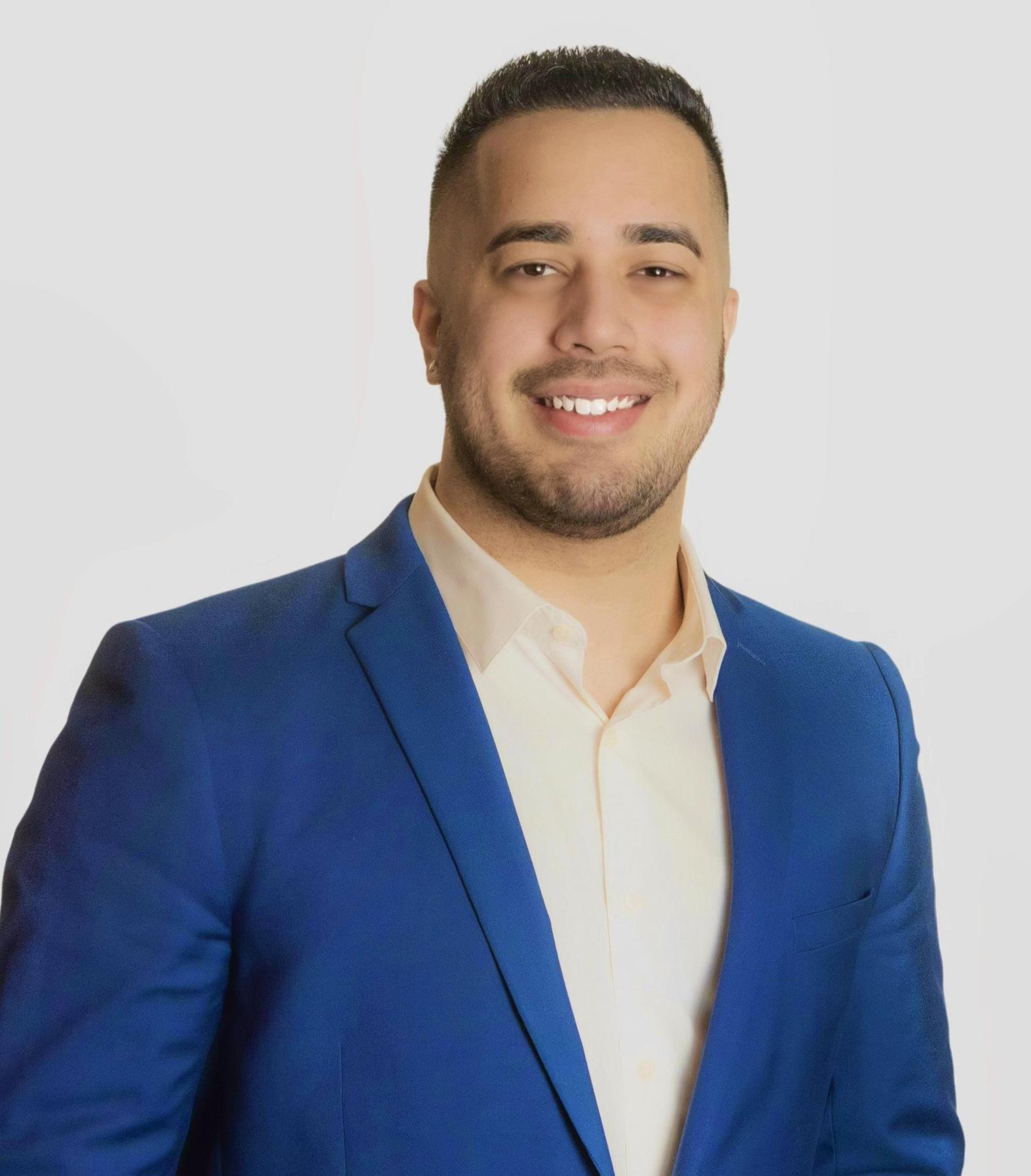 AJ Gillani, Sales Representative