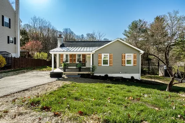 1198 Glenside Rd, Downingtown, PA 19335-3610