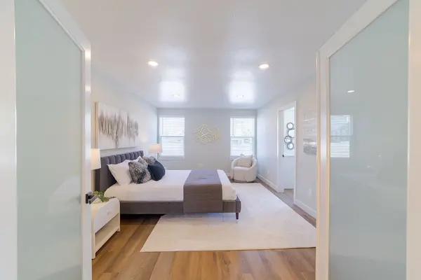 17th Ave SW, Federal Way, WA 98023-5412