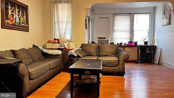 5938 N Lawrence St, Philadelphia, PA 19120-1829