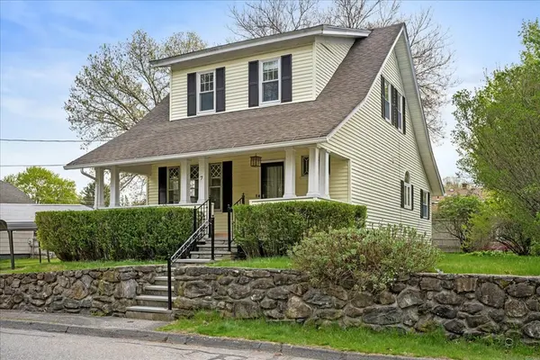 Vancroft Ave, Shrewsbury, MA 01545-3508