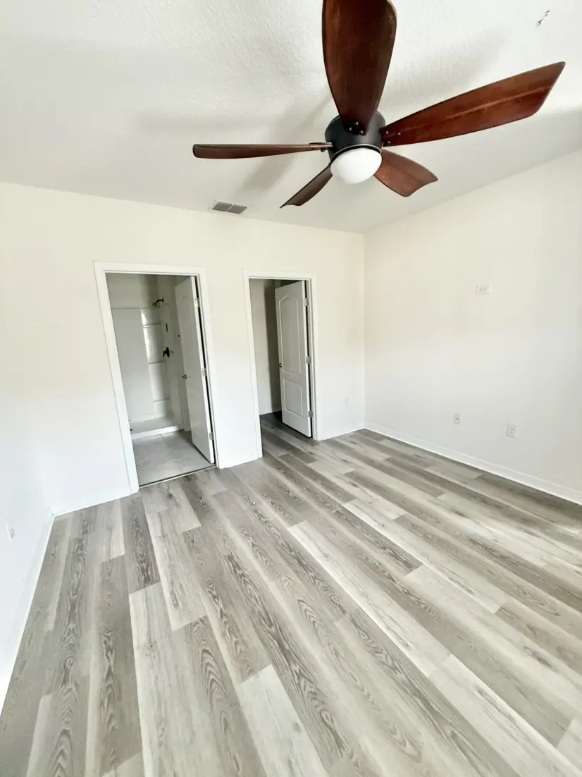Meadowbrook Blvd, Winter Haven, FL 33881-9751