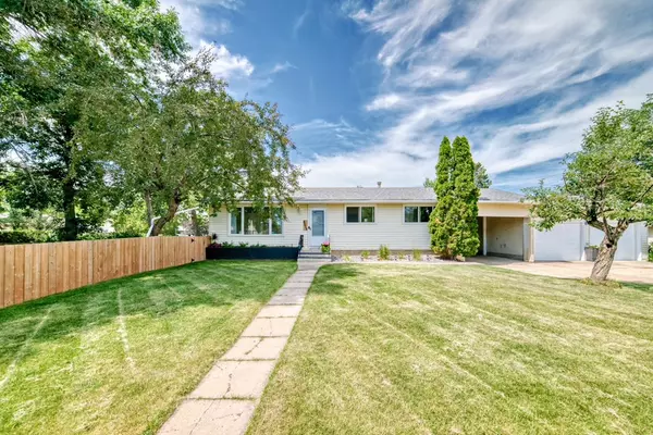 150 St NW, Edmonton, AB T5R 1E3