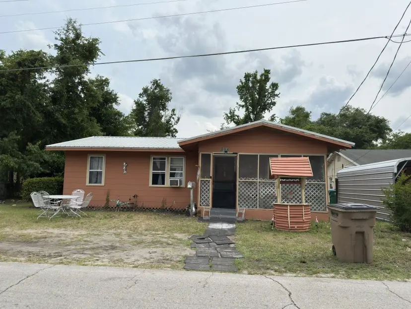 SE St Johns St, Lake City, FL 32025-4659