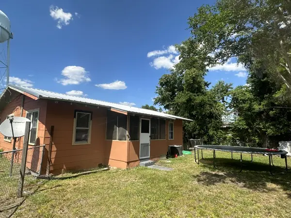 SE St Johns St, Lake City, FL 32025-4659