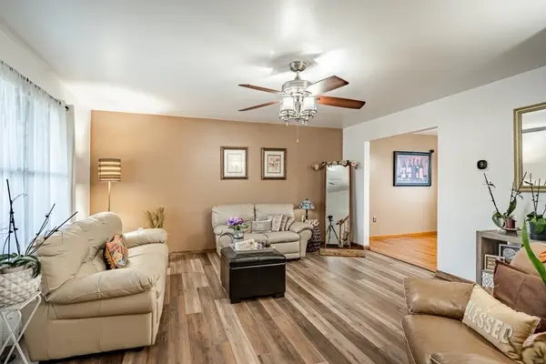 705 Beyer Ave, Reading, PA 19605-1175