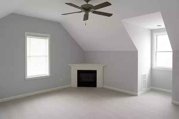 Bloomington Dr, Brighton, TN 38011-4076