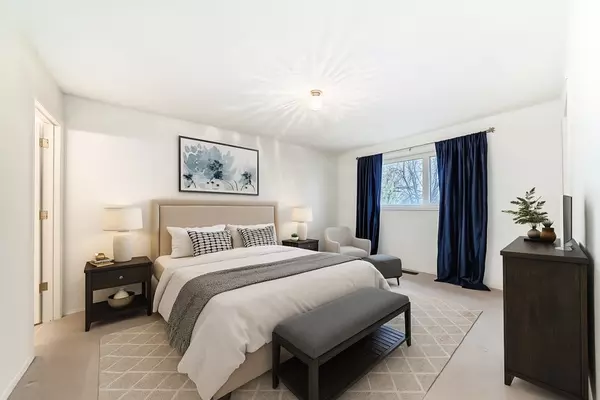 Edmonton, AB T6J 6L1,40 Ave NW