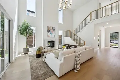 4415 Merrell Rd, Dallas, TX 75229-5441