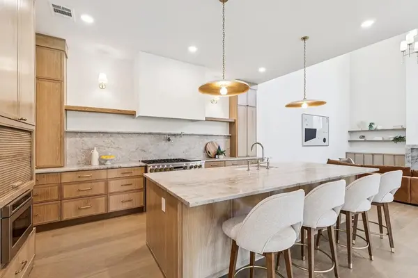 6402 Kenwood Ave, Dallas, TX 75214-3165