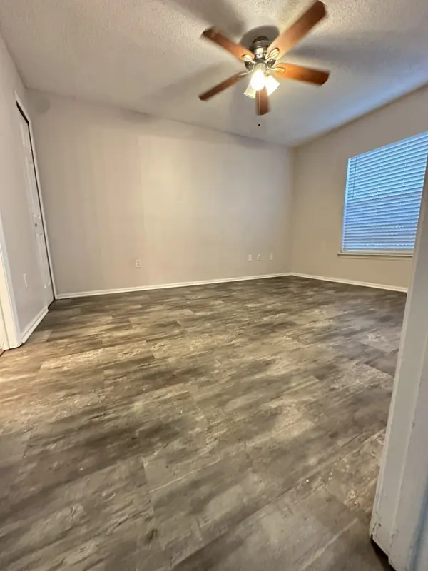 Park Central Dr, Orlando, FL 32839-5376