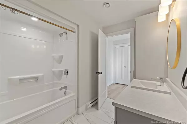 Dieppe, NB E1A,Rue Delta