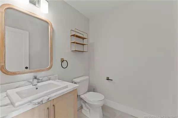 Dieppe, NB E1A,Rue Delta