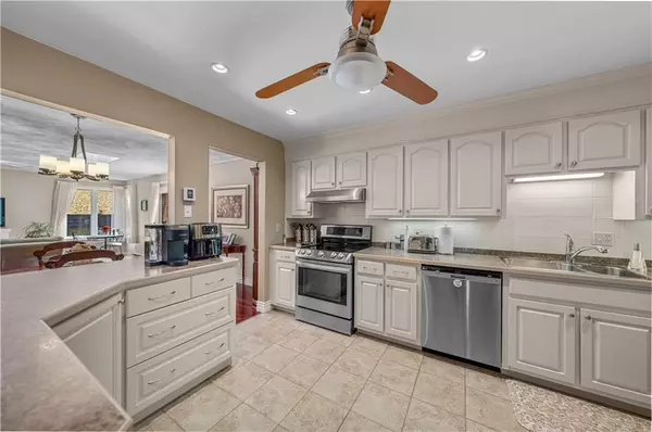 Moncton, NB E1E 4K3,Westmount Blvd