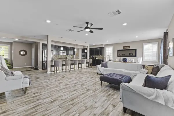 Crystal Way, Wildomar, CA 92595-9775