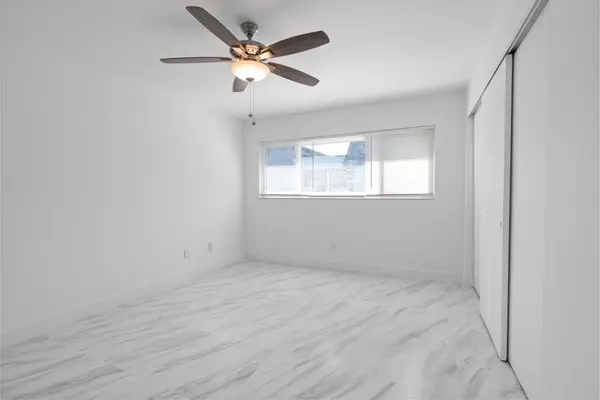 Versailles, Pinellas Park, FL 33781-1118