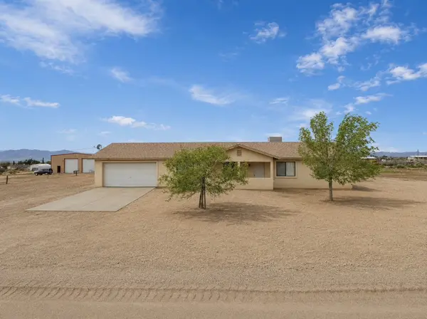 N Houck Rd, Golden Valley, AZ 86413-9074