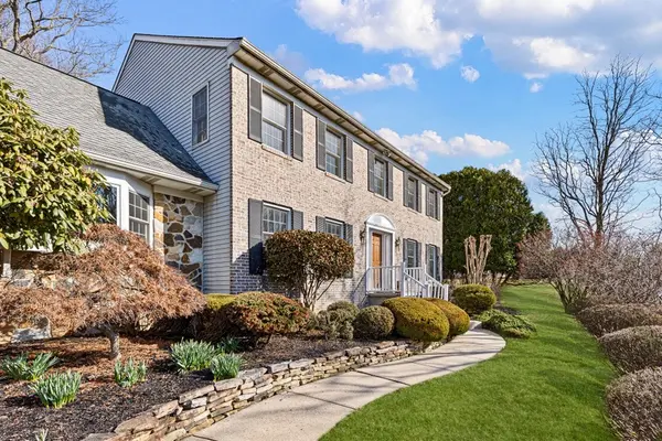 Amaranth Dr, Newark, DE 19711-2051