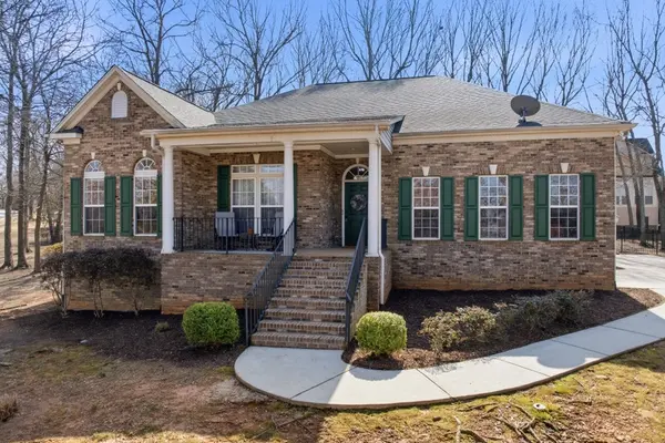 Neyland Dr, Fountain Inn, SC 29644-8017