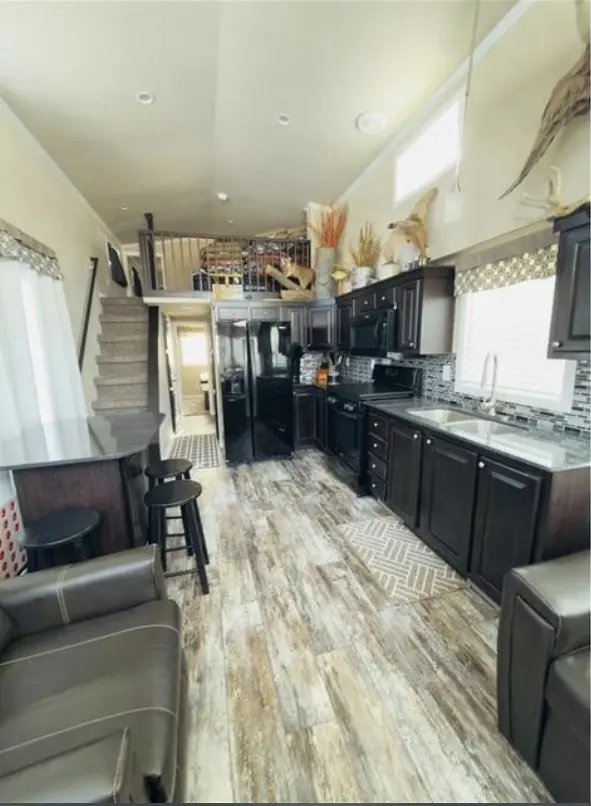 132nd Ave NE, Spicer, MN 56288-0018