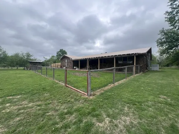 E 690 Rd, Tahlequah, OK 74464-6332