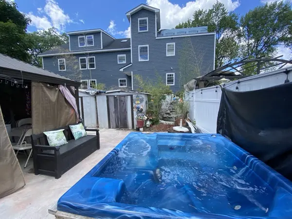 Chester Ave, Irvington, NJ 07111-3143