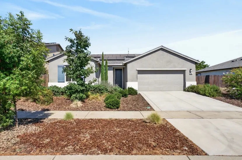 McAlister Ct, Olivehurst, CA 95961-7420