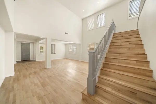 Cliffrose St, Corona, CA 92883-8471