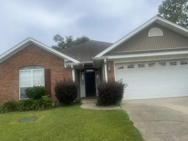 Eric Dr, Semmes, AL 36575-5298
