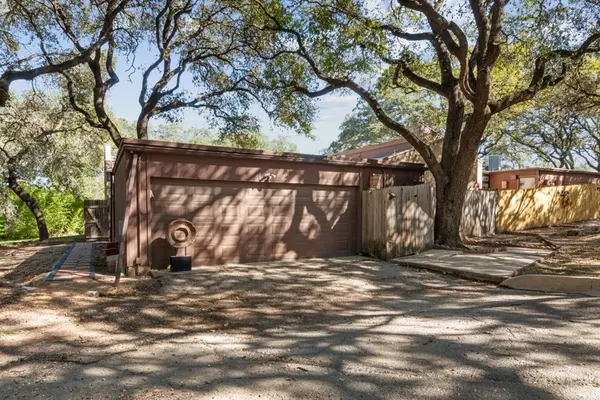 Arms Way St, Live Oak, TX 78233-4202