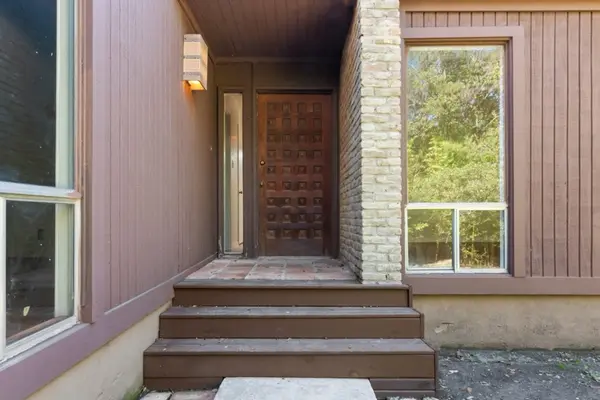 Arms Way St, Live Oak, TX 78233-4202
