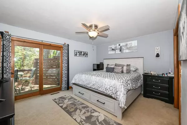 West Bend, WI 53090-1784,1914 Hollow Cir