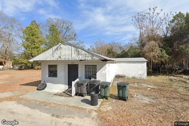 500 N Forbes St, La Grange, NC 28551-1310