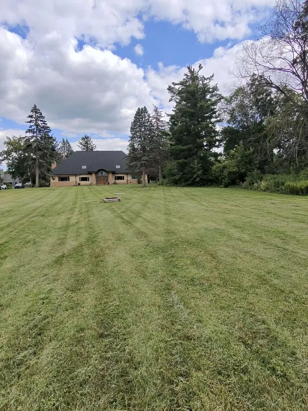 2917 Deborah Ln, Mchenry, IL 60051-4521