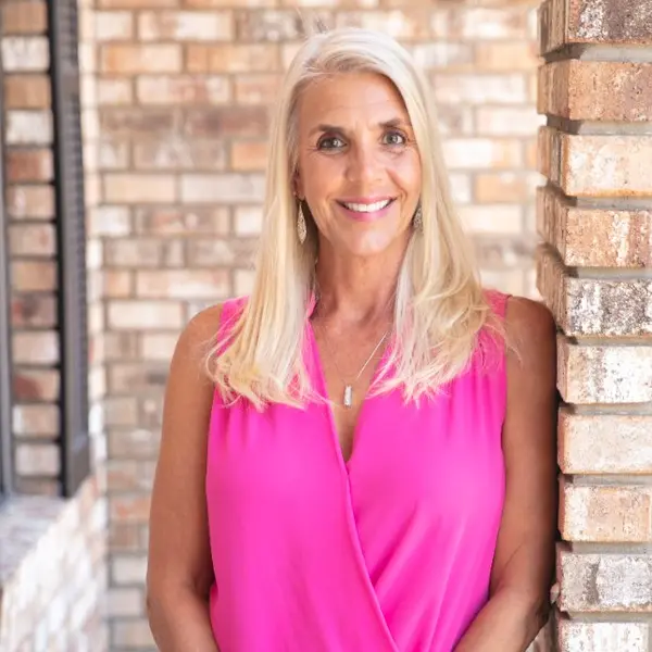 Lisa Dangel