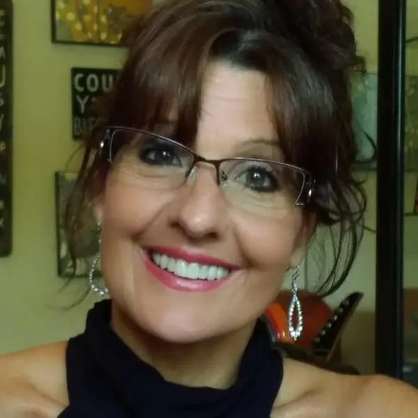 Shelly Linder