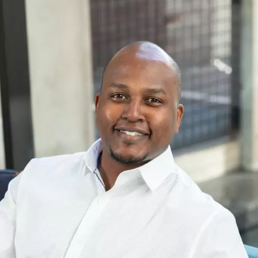 Vincent Martell Smith